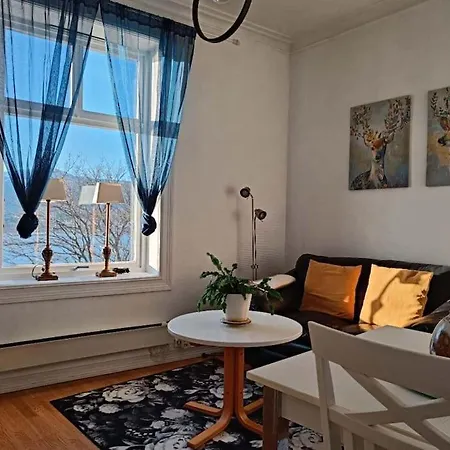 Apartment Ocean View, Central, Rustic *